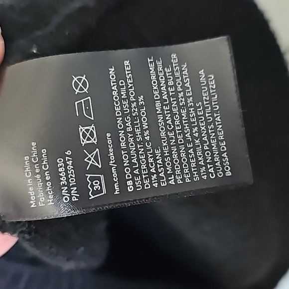 H&M Glam Whimsigoth Oversized rhinestone studded wool blend black sweater XXL - Picture 6 of 9